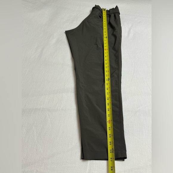 Athleta Skyline Ankle Pants Size 2 Olive Green Featherweight Stretch Lounge - Picture 8 of 13
